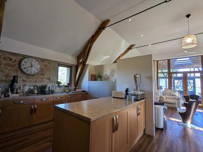 Corps de ferme - 385 m² - 17 pièces