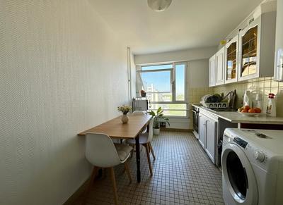 Appartement - 84 m² - 4 pièces