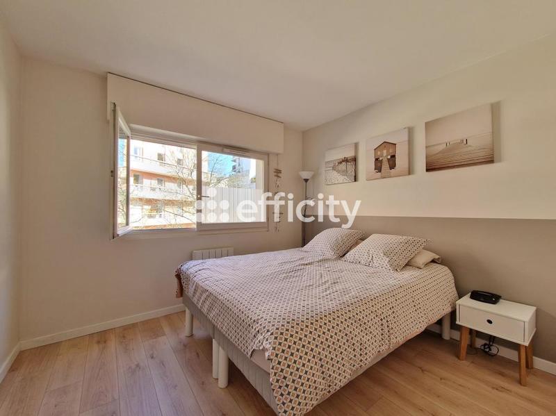Appartement - 81 m² - 3 pièces