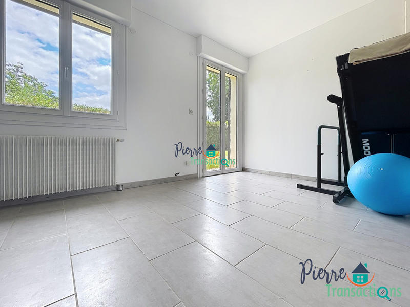 Maison - 200 m² - 5 pièces