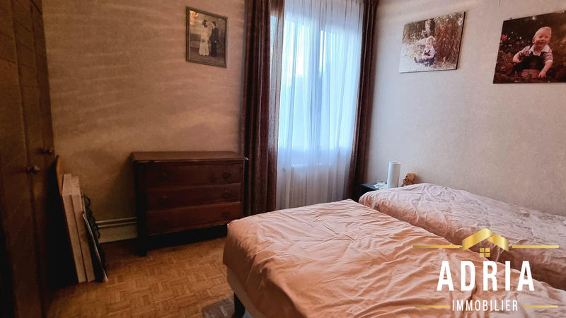 Maison - 83 m² - 5 pièces