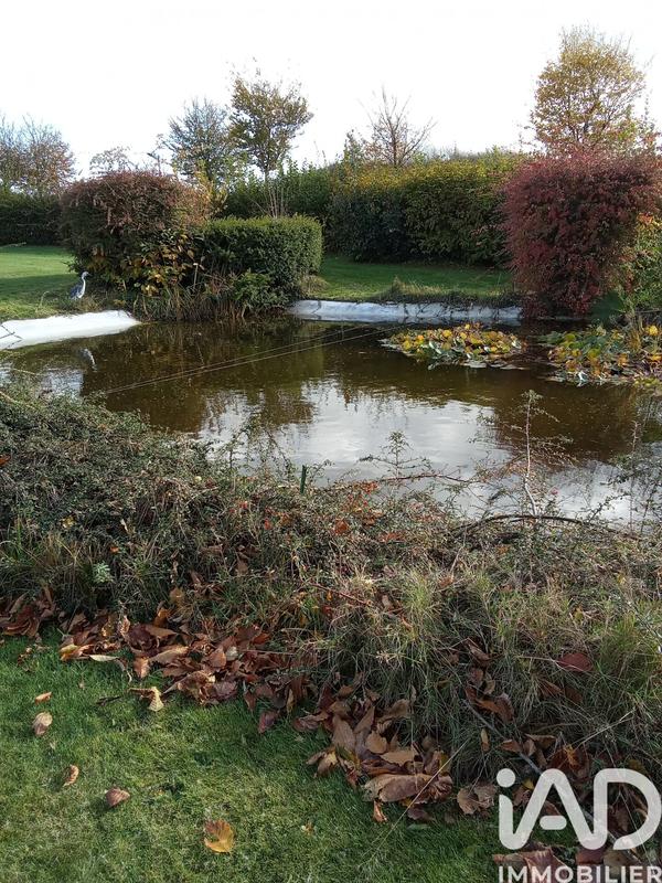 Maison - 230 m² - 6 pièces