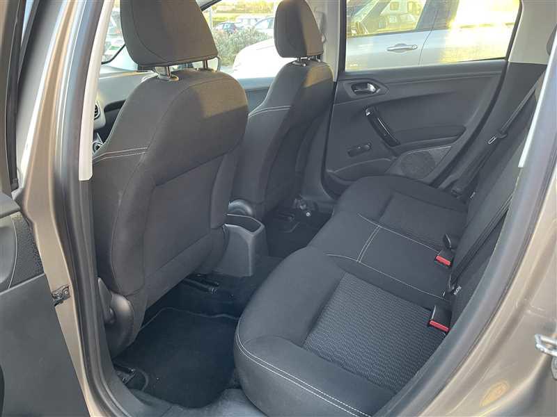 Peugeot 208 5p Style 1.2 Vti 82cv