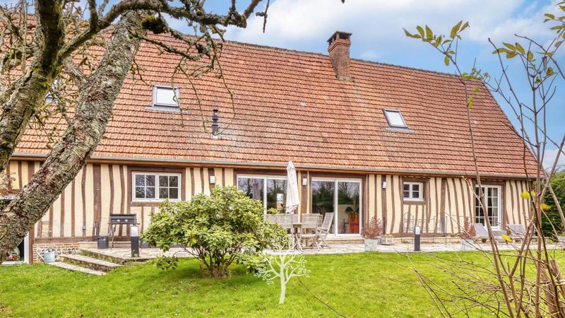 Maison - 190 m² - 6 pièces