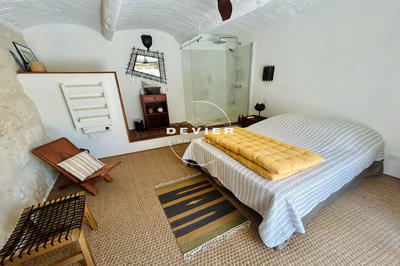 Maison - 200 m² - 7 pièces