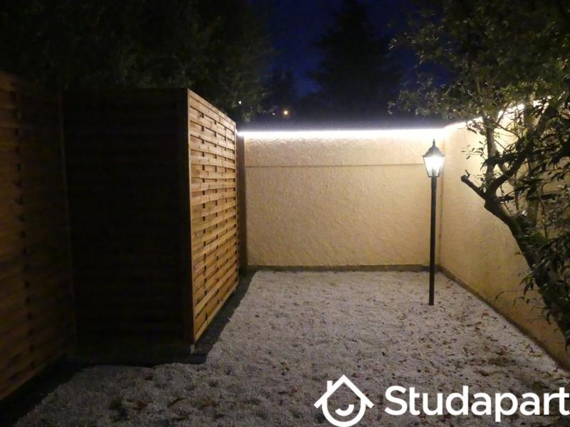 Chambre - 11 m² - 1 pièce