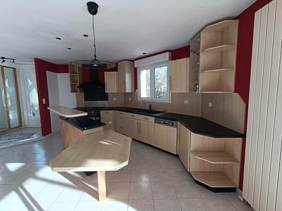 Maison - 140 m² - 5 pièces