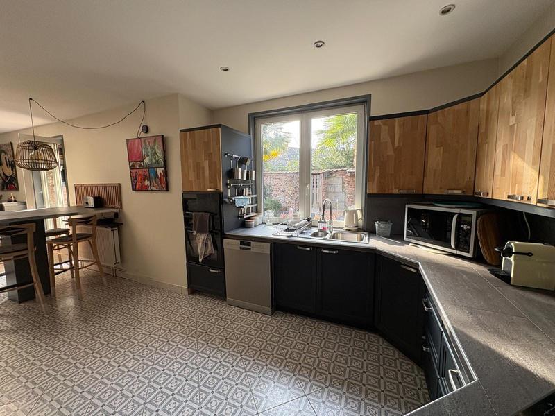 Maison ancienne - 260 m² - 7 pièces