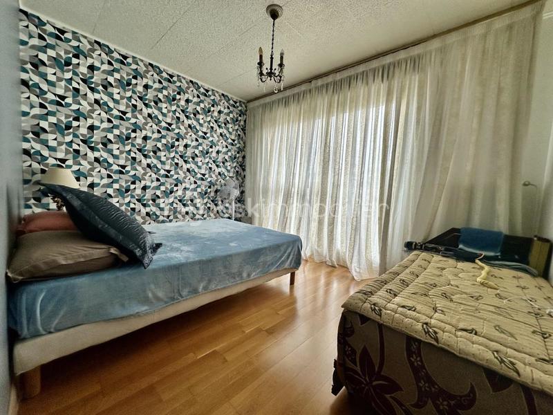 Appartement - 76 m² - 4 pièces