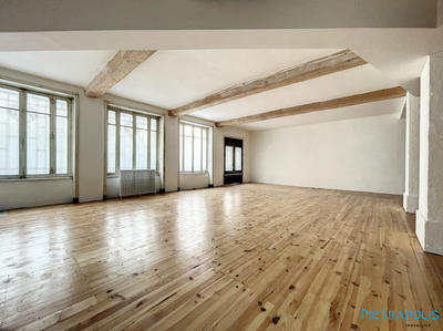 Local commercial - 207 m²