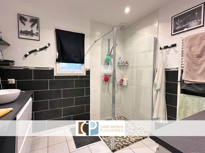 Maison - 96 m² - 4 pièces