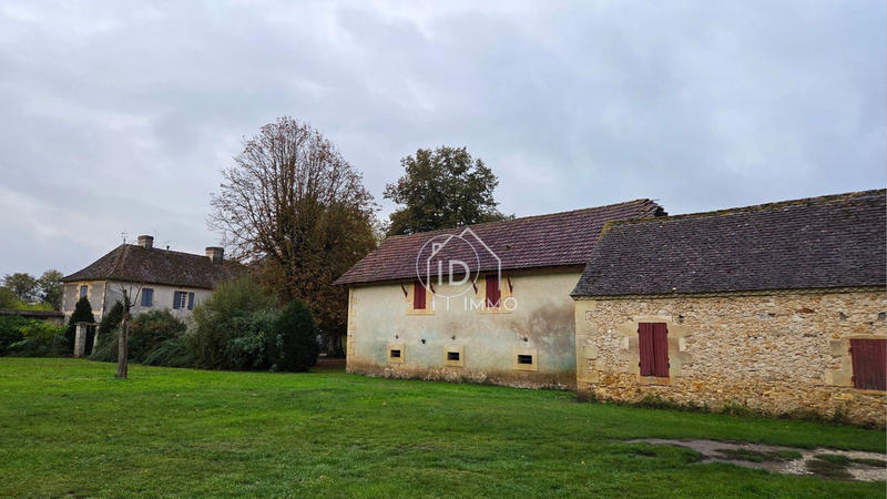 Maison de maîtres - 305 m² - 8 pièces