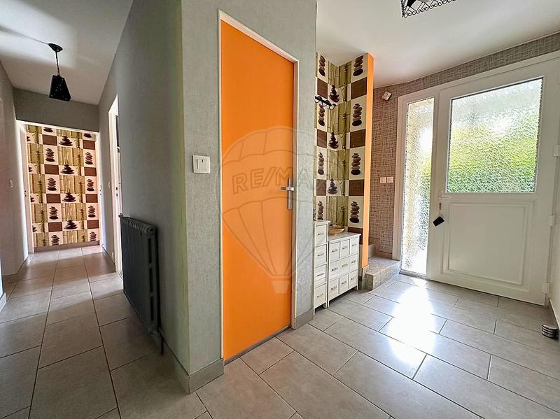 Maison - 161 m² - 8 pièces