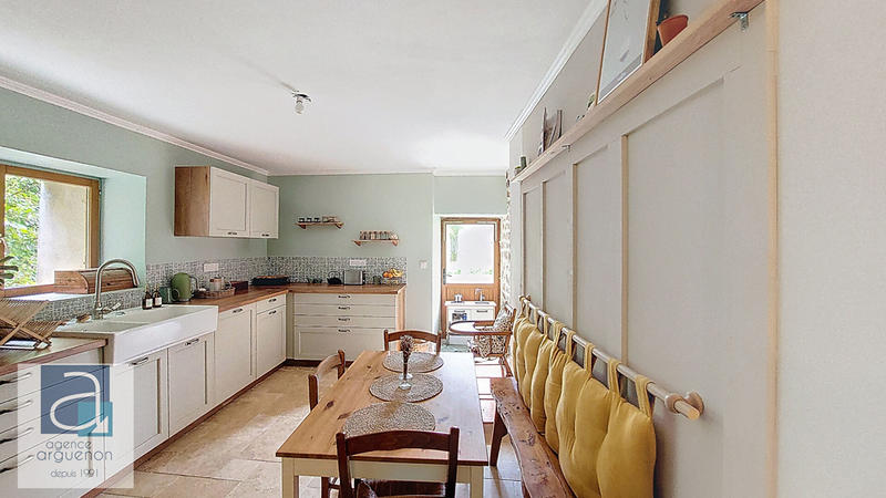 Maison - 139 m² - 7 pièces