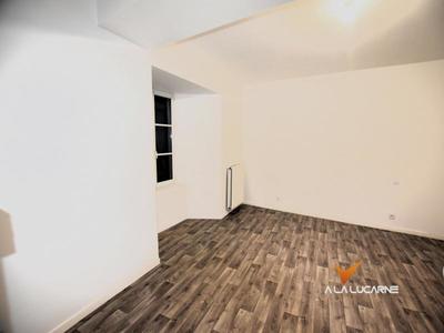 Maison en pierre - 143 m² - 6 pièces