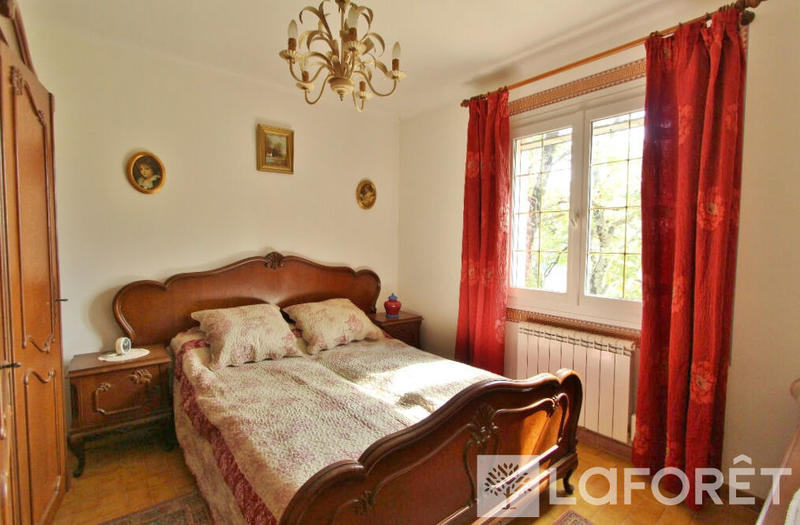 Maison - 140 m² - 4 pièces