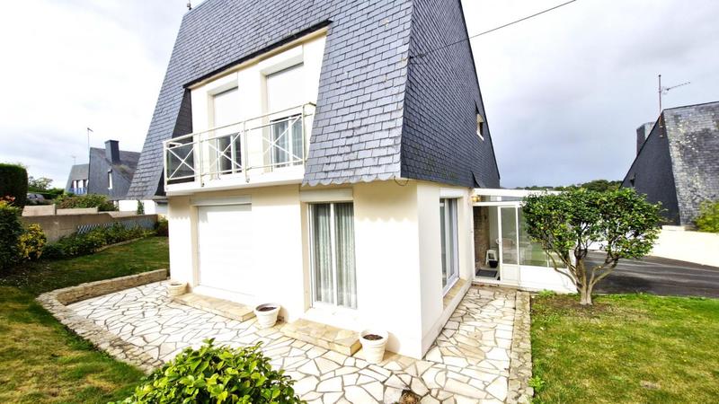 Maison traditionnelle - 98 m² - 5 pièces
