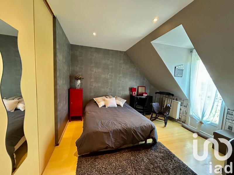 Maison - 170 m² - 6 pièces