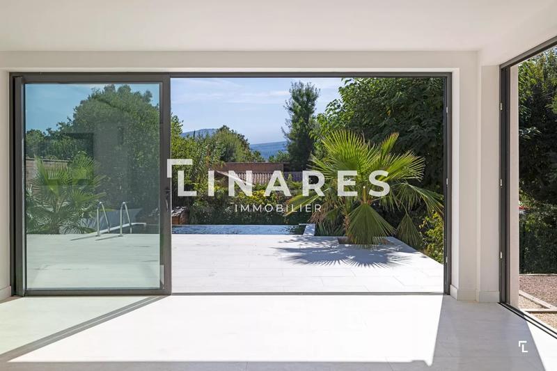 Maison - 160 m² - 5 pièces