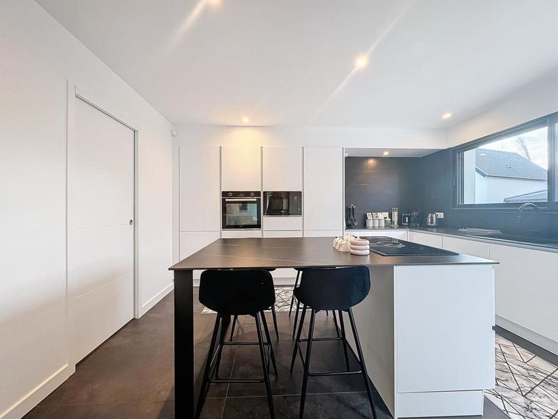 Maison - 147 m² - 5 pièces