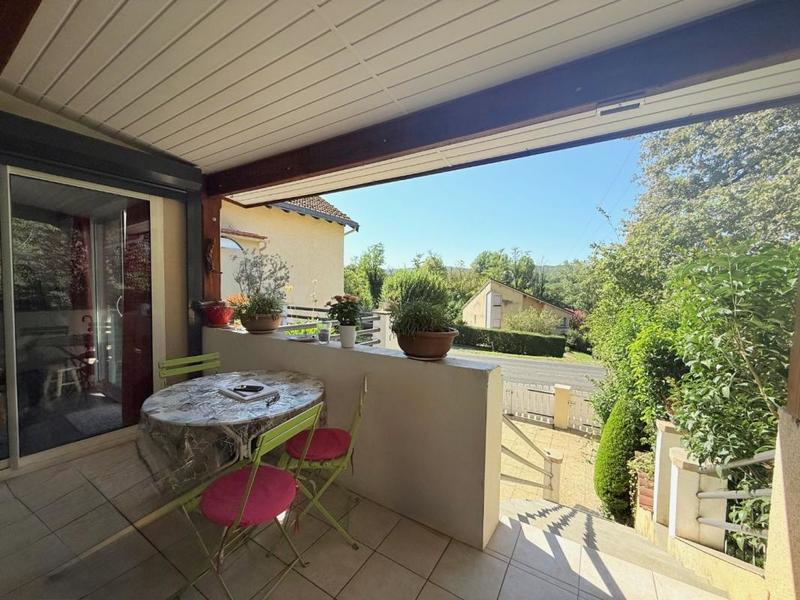 Demeure - 190 m² - 9 pièces