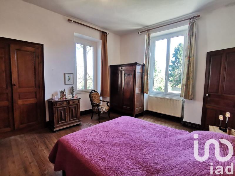 Maison - 550 m² - 16 pièces