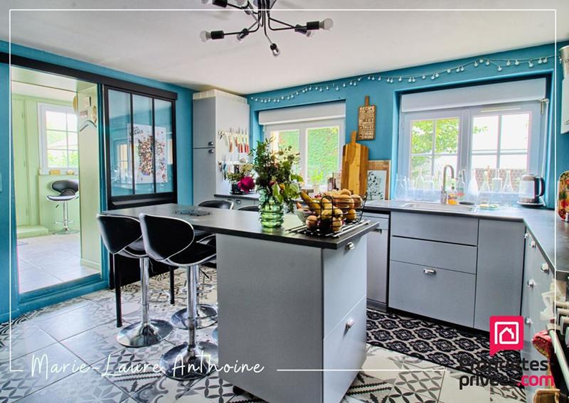 Maison - 182 m² - 8 pièces