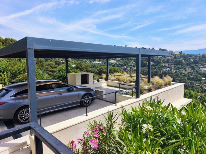 Maison - 180 m² - 5 pièces