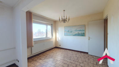 Appartement - 98 m² - 5 pièces