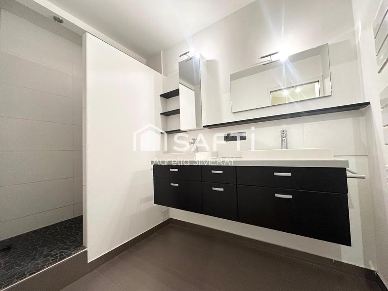 Appartement - 82 m² - 3 pièces