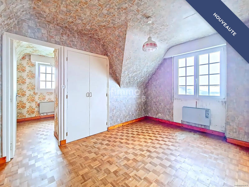 Maison - 165 m² - 8 pièces