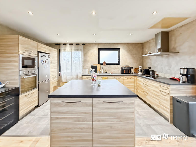 Maison - 116 m² - 4 pièces