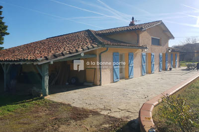 Maison de campagne - 273 m² - 6 pièces