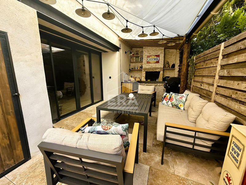 Maison - 196 m² - 5 pièces