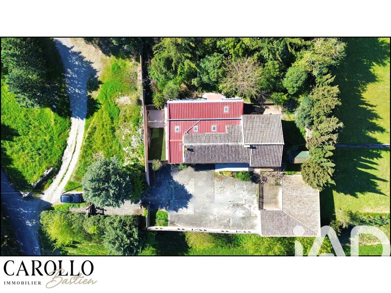 Maison - 176 m² - 7 pièces