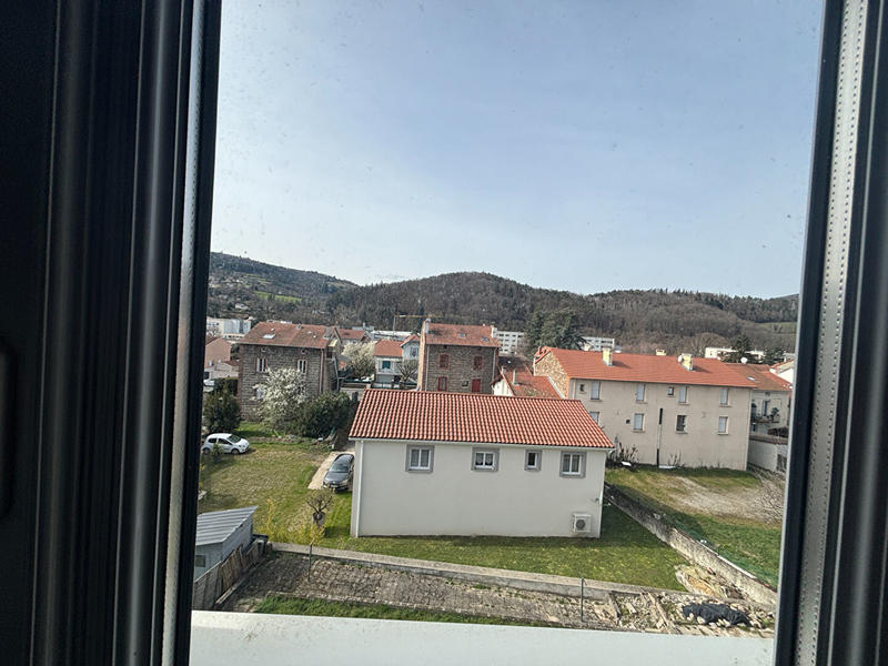 Maison - 102 m² - 4 pièces