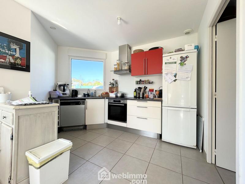 Maison - 90 m² - 5 pièces