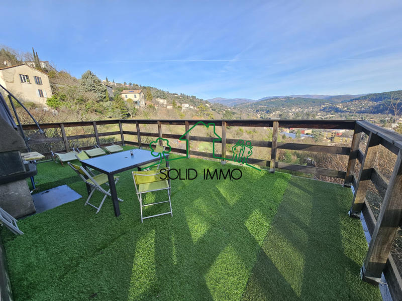 Maison - 158 m² - 10 pièces