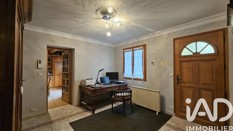 Maison - 275 m² - 6 pièces