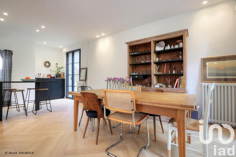 Maison - 187 m² - 8 pièces