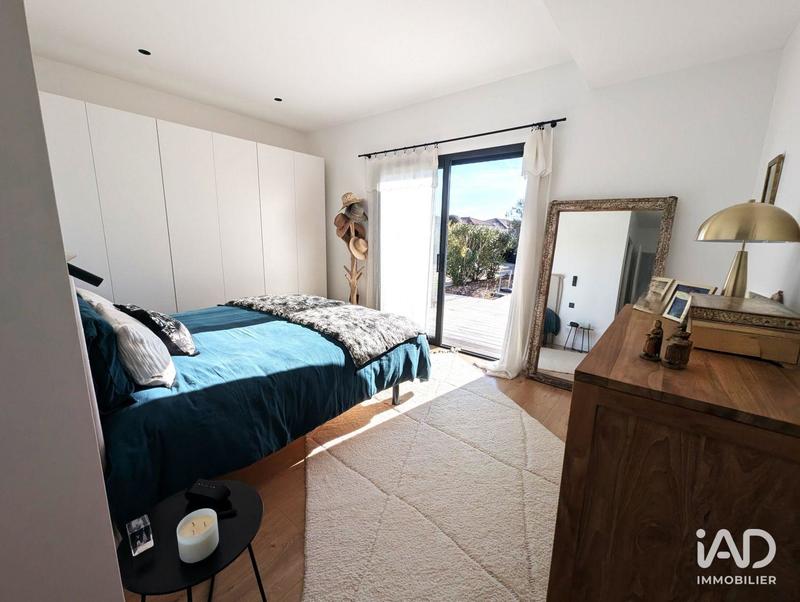 Maison - 182 m² - 5 pièces