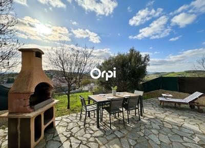 Maison - 93 m² - 4 pièces