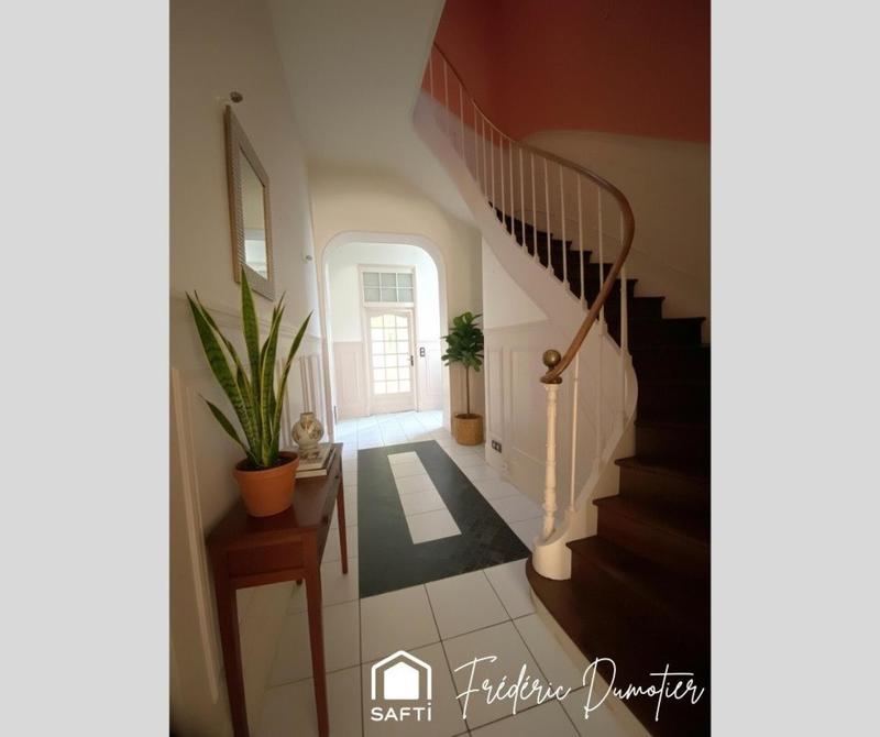 Maison - 160 m² - 6 pièces