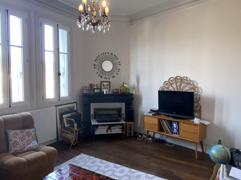 Maison - 210 m² - 8 pièces