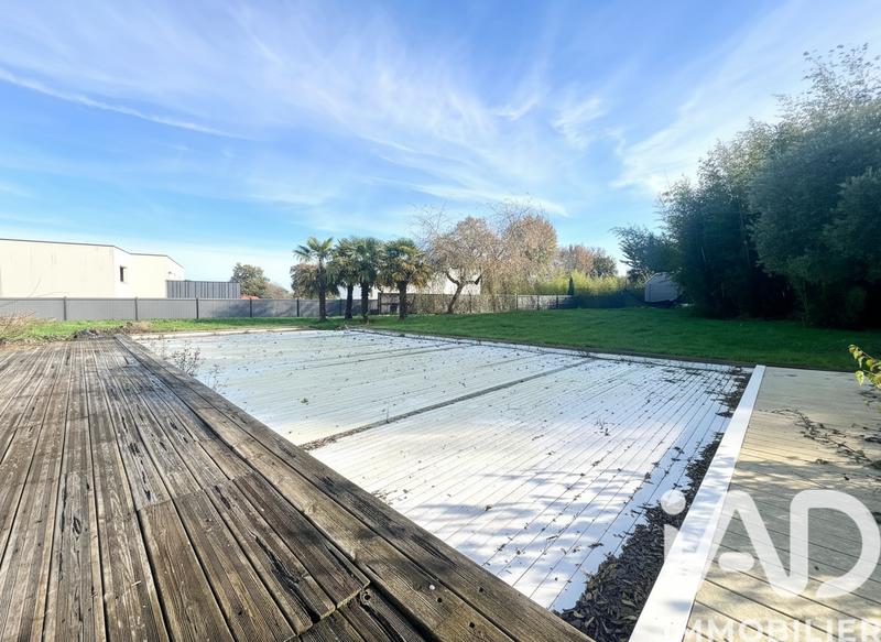 Maison - 197 m² - 10 pièces