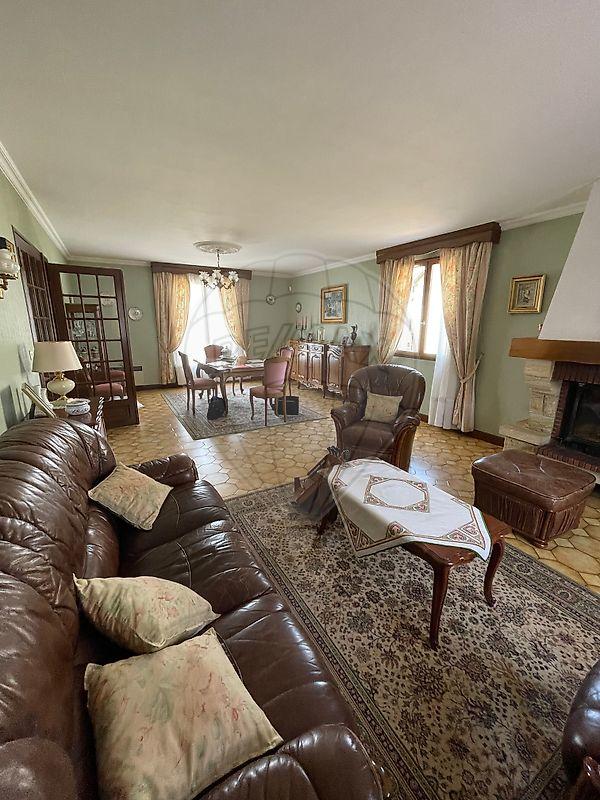 Maison - 152 m² - 6 pièces