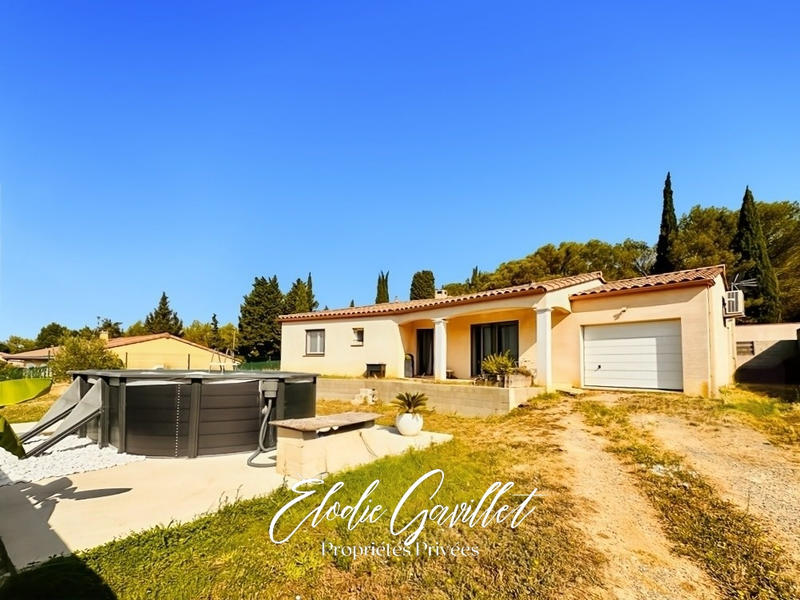 Maison - 90 m² - 5 pièces