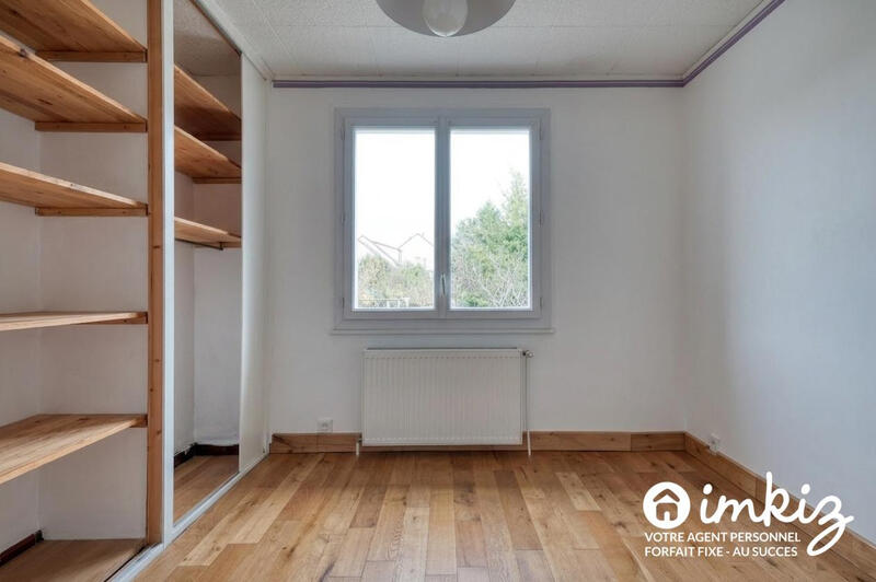 Maison - 158 m² - 8 pièces