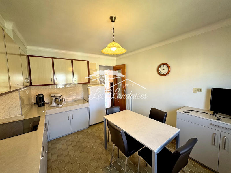 Maison - 180 m² - 6 pièces