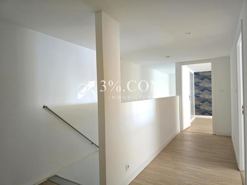 Loft - 170 m² - 5 pièces
